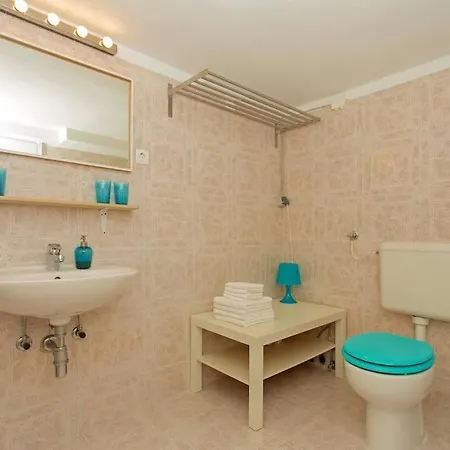 Lejlighed Garden Chill-room With Its Own Garden And Kitchen Hvar Town