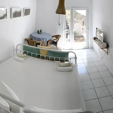 Appartement Garden Chill-room With Its Own Garden And Kitchen Hvar Town